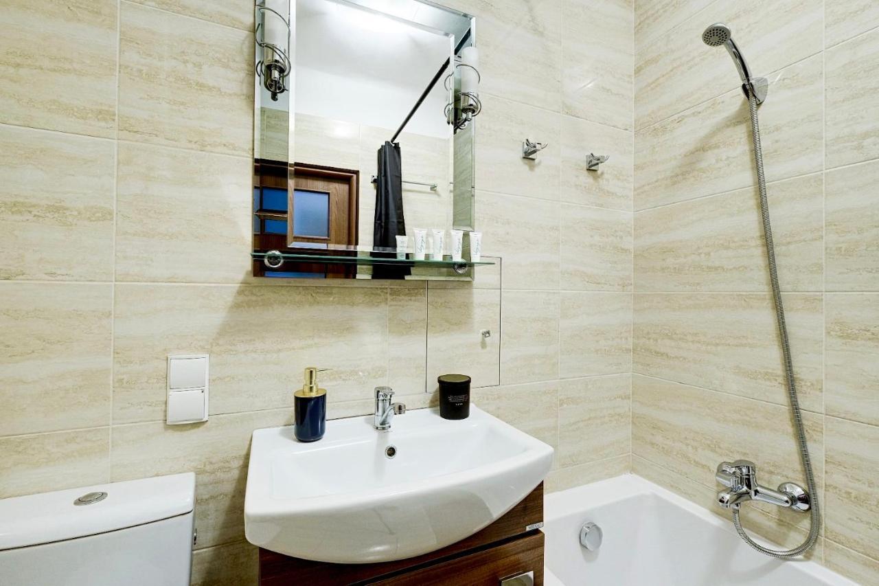 Charming Apartment In The City Center Varsovia Exterior foto